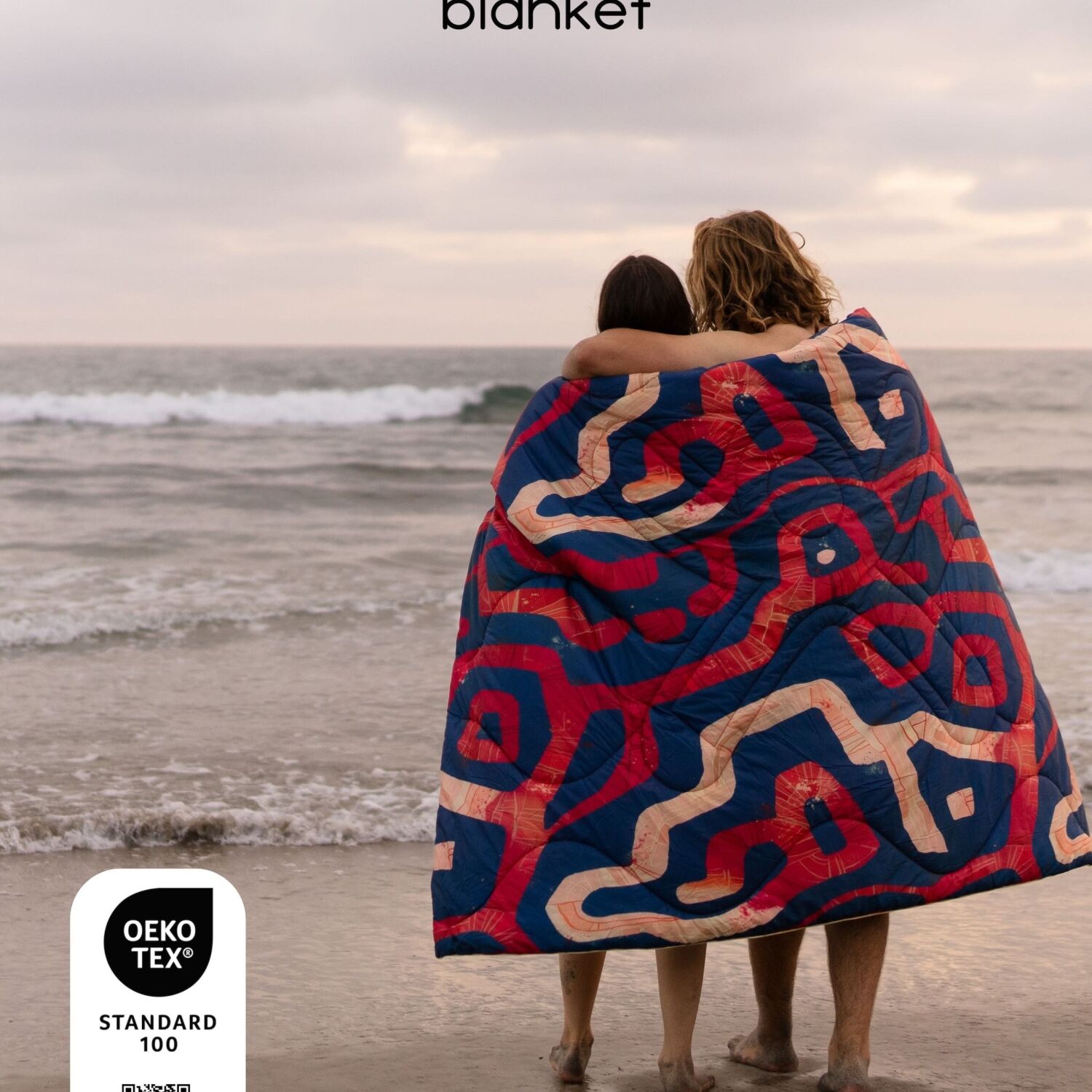 Selkbag Blanket Senderos im Poncho-Modus getragen